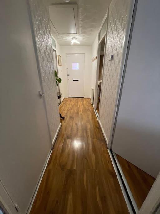 Spacious Bungalow In London, Near Central London, The Excel Centre And The O2, Ideal For Families Exterior photo